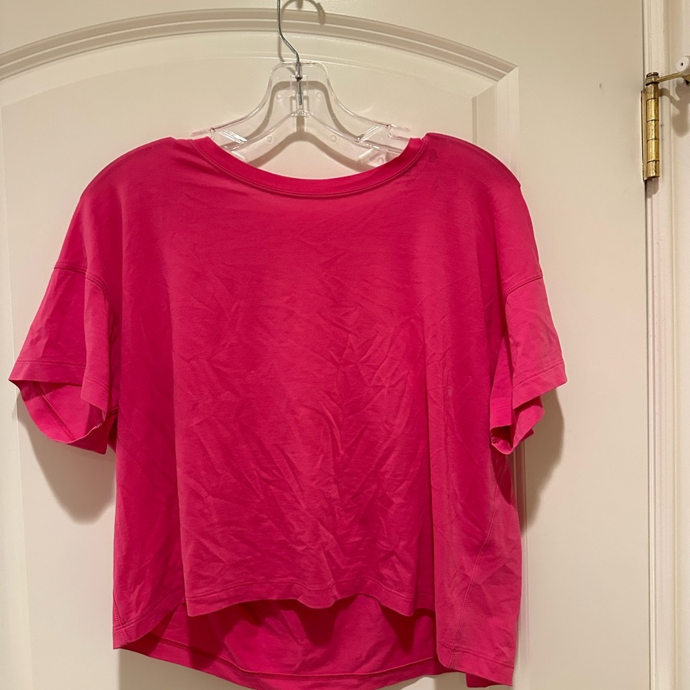 Lululemon Sonic Pink Cates Tee